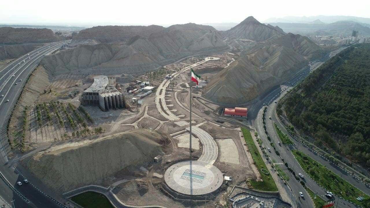 باغ پرندگان قم
